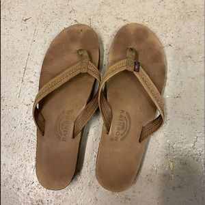 Women’s size 10 Tan Rainbow Sandals